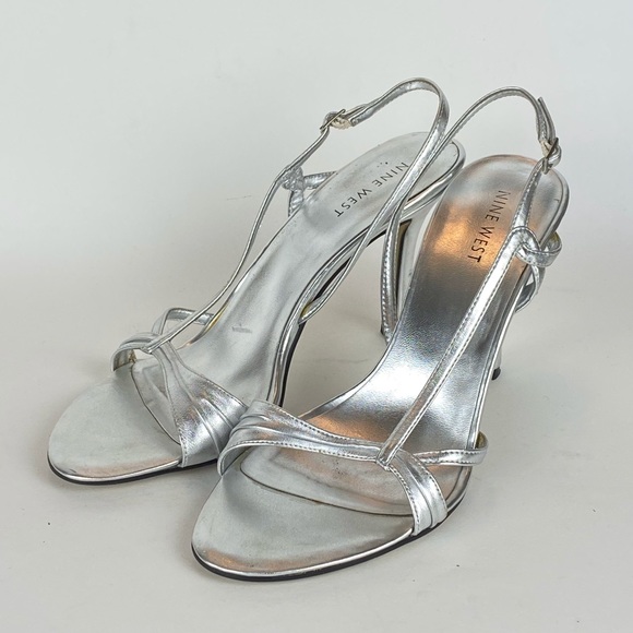 Nine West Silver Twist Heels - Picture 2 of 8